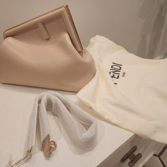 Handbag - Picture 6 of 7